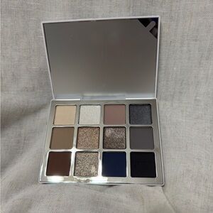 Makeup By Mario Eatheral Eyes: Moonlight Eyeshadow Palette